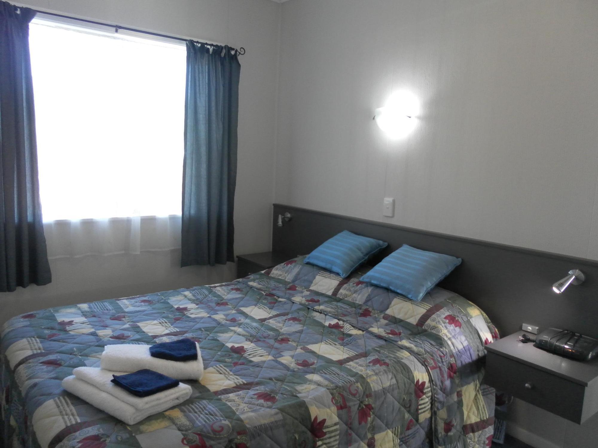 פיקטון Beachside Sunnyvale Motel מראה חיצוני תמונה