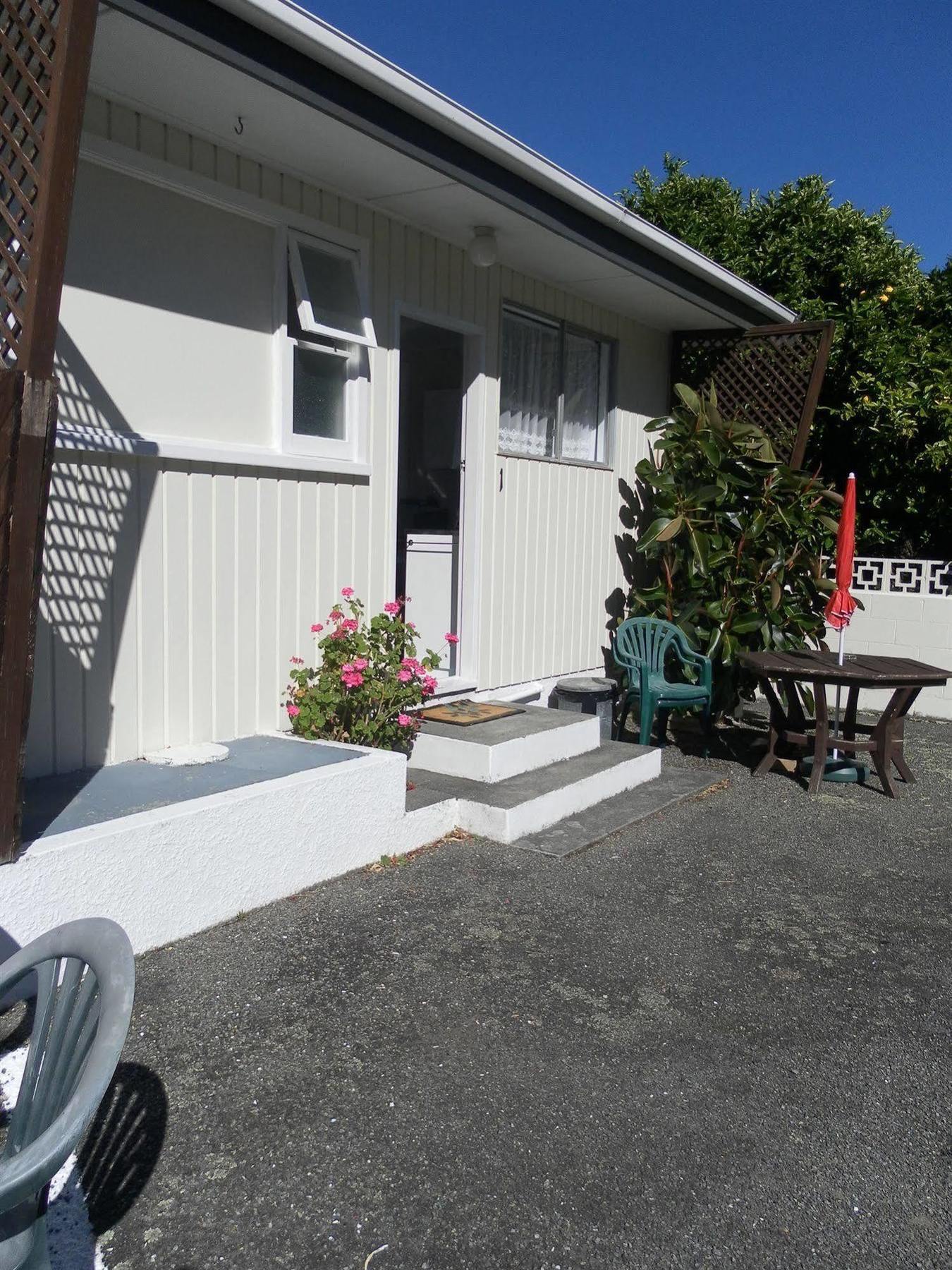 פיקטון Beachside Sunnyvale Motel מראה חיצוני תמונה