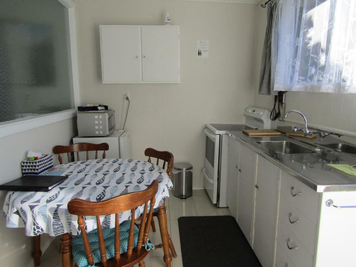 פיקטון Beachside Sunnyvale Motel מראה חיצוני תמונה